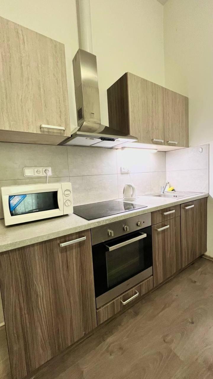 Comfort Place Brno, Bratislavska Екстер'єр фото