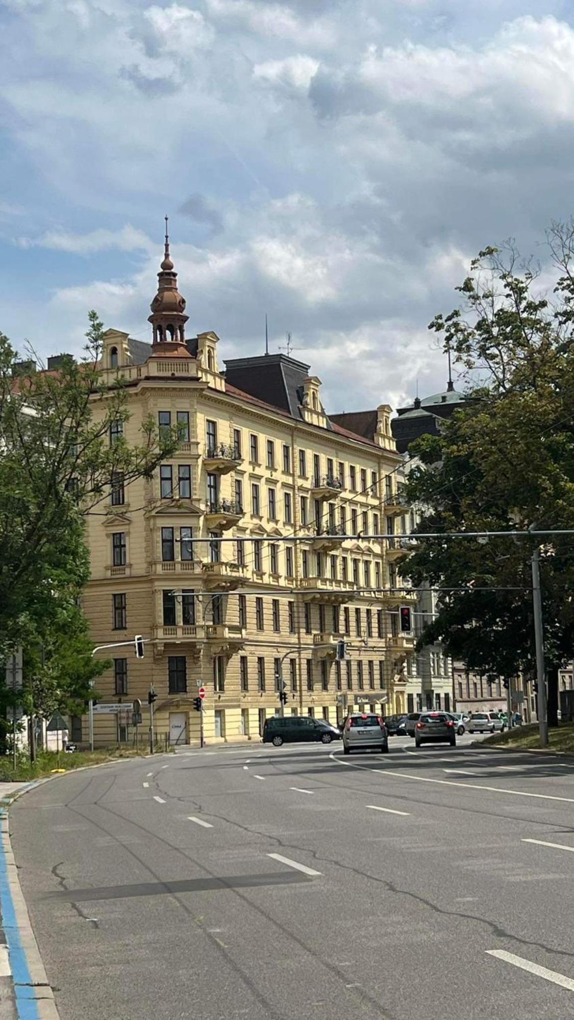 Comfort Place Brno, Bratislavska Екстер'єр фото